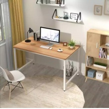 木以成居 电脑桌书桌加宽台式家用现代简约简易办公桌写字桌子 苹果木色白色桌腿 LY-1049